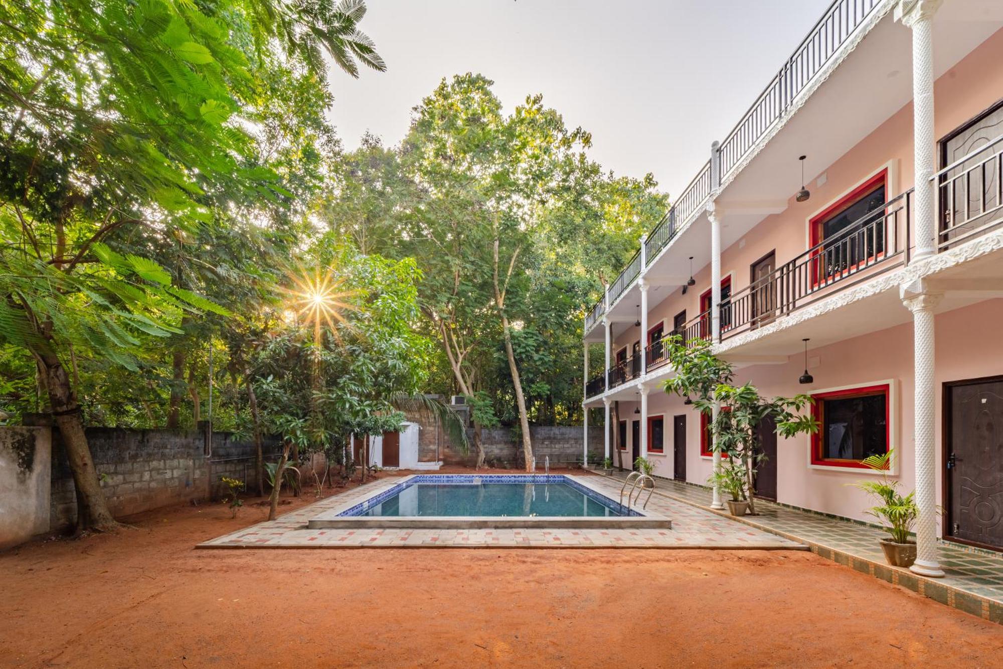 Hotel De Jardin Pondicherry With Swimming Pool 外观 照片